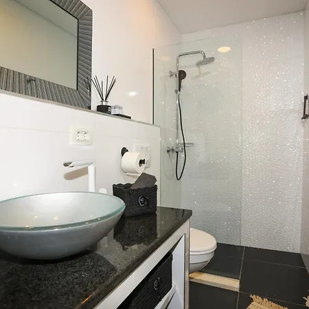 Juric 32 - Boutique Gasthof Hvar Town