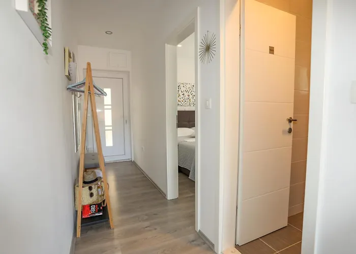 Juric 32 - Boutique Pensionat Hvar Town