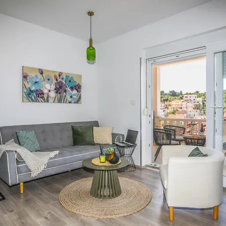 Juric 32 - Boutique Hvar Town